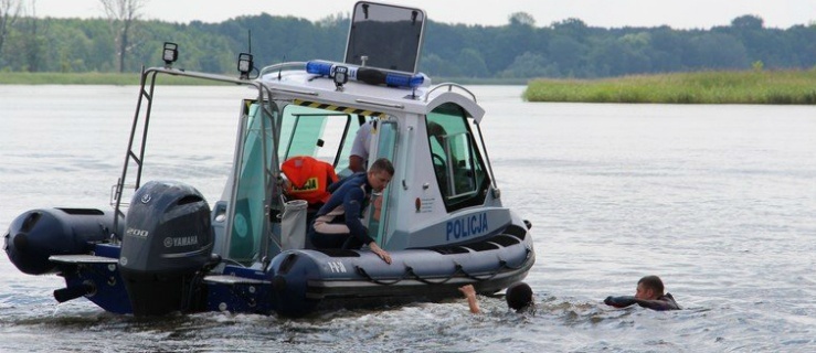 Utonęło 12 osób. Policja apeluje o rozwagę 