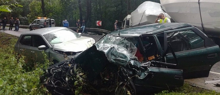Poważny wypadek na DK 16. Zmienna pogoda nie sprzyja bezpieczeństwu na drodze