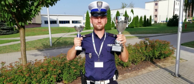 st. sierż. Bartłomiej Wróbel z Wydziału Ruchu Drogowego KMP w Elblągu,