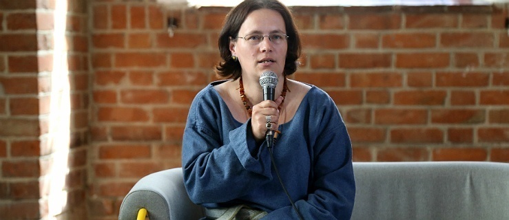 Alicja Wyszyńska prowadzi Fundację Rekostory, zajmującą się propagowaniem historii regionu