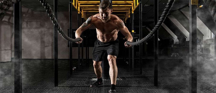 Crossfit – morderczy trening, który przynosi efekty. W czym tkwi jego tajemnica?