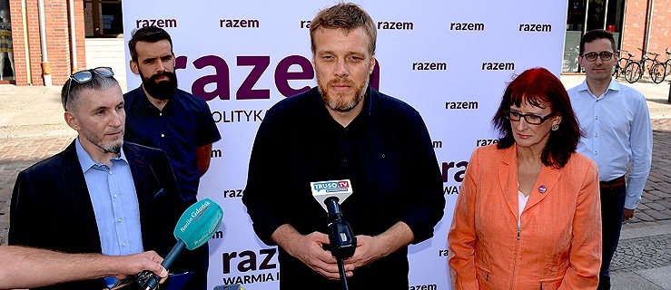 Na pierwszym planie od lewej: Robert Koliński, Adrian Zandberg oraz Małgorzata Matuszewska-Boruc;
