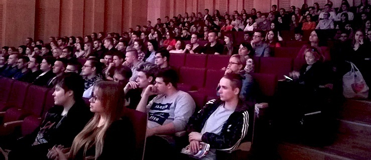 EOK i maturzyści w świecie muzyki małego i dużego ekranu