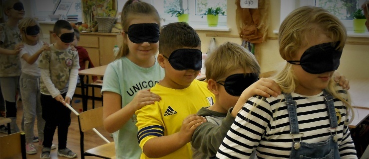 Elbląg. Szkoła Podstawowa nr 4. Akcja „Ja nie widzę Ciebie, Ty zobacz mnie