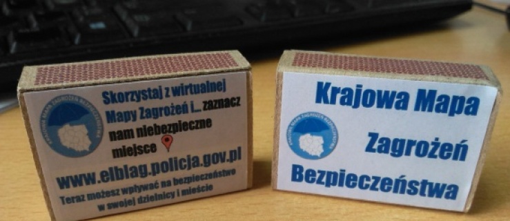 Elbląg. Bezpłatne zapałki od policji