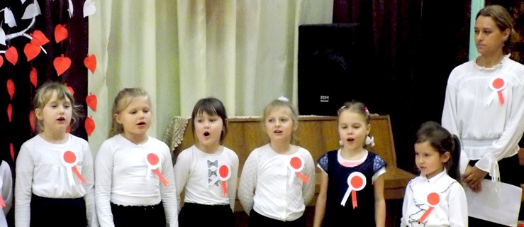 Obchody 100-lecia odzyskania niepodległości przez Polskę w Przedszkolu Nr 23 w Elblągu