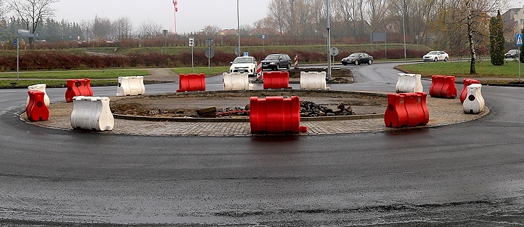 Elbląg. Wykonawca zgłosił zakończenie budowy ronda. Urzędnicy sprawdzą, czy to prawda 