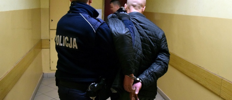 Elbląg: Podpalał samochody i okradał sklepy. Zatrzymany po akcji elbląskich kryminalnych 