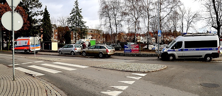 Kolizja na ul. Żeromskiego (+ zdjęcia)