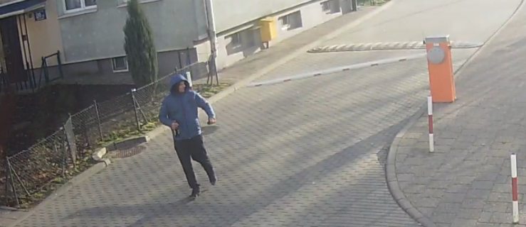  Elbląg: Policja szuka sprawców uszkodzenia szlabanów 