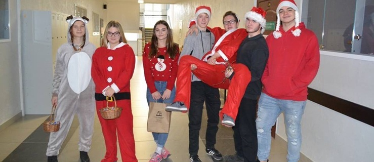 Wielka Orkiestra Świątecznej Pomocy gra w II Liceum Ogólnokształcącym