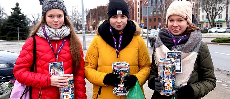 WOŚP gra w Elblągu. Na ulicach naszego miasta kwestuje 450 wolontariuszy (+ zdjęcia)