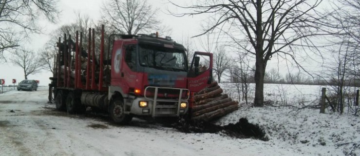 Trudne warunki na drogach. Policja apeluje