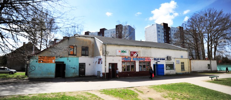 Kompleks pawilonów znajdujących się przy ul. Kasprzaka 12