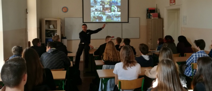 Elbląg: Piesi i kierowcy  