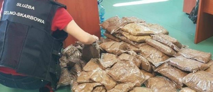 Powiat elbląski. Nielegalny towar sprzedawali  w sklepie