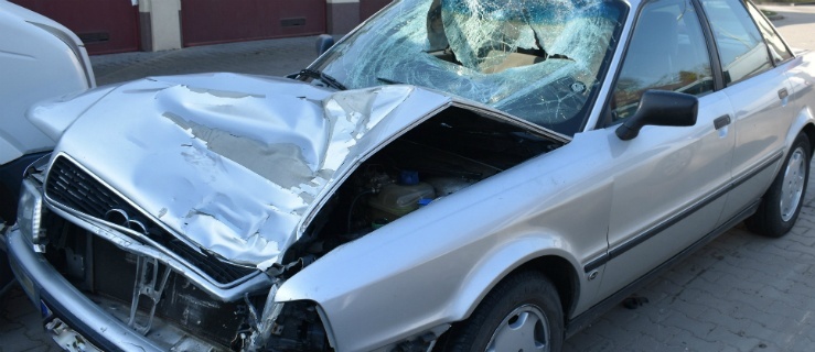 Rowerzysta  nie żyje. Został potrącony przez auto