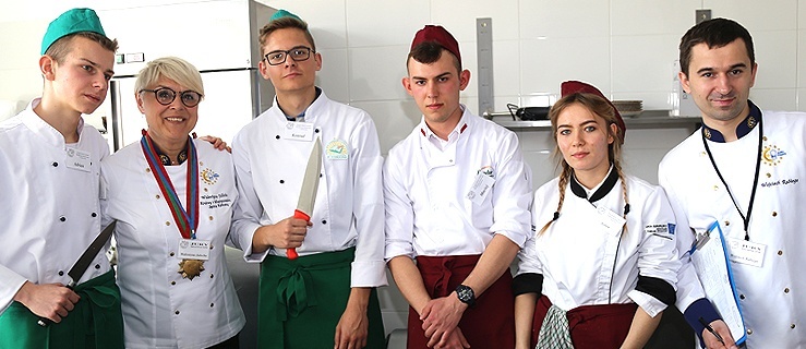 Ryby, raki i ślimaki... Wspaniały konkurs kulinarny w Pasłęku + zdjęcia (część pierwsza)