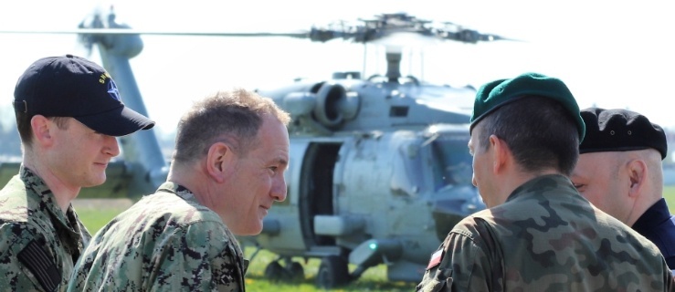 Amerykański śmigłowiec na terenie elbląskiego aeroklubu (+zdjęcia) 
