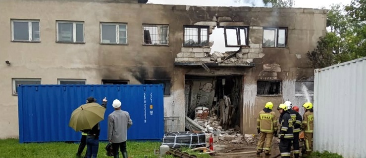 Elbląscy strażacy gasili pożar magazynu z chemikaliami w Malborku