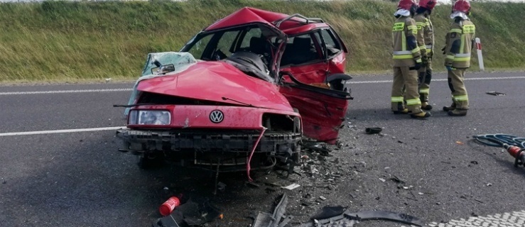 Tragiczny wypadek na S22. Jedna osoba nie żyje, dwie ranne 