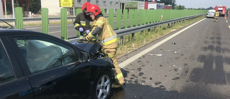 Wypadek na drodze S7. W jednym z samochodów jechały dzieci 