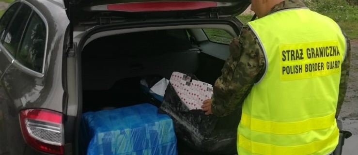 Braniewo. Kontrabanda w osobowym fordzie 