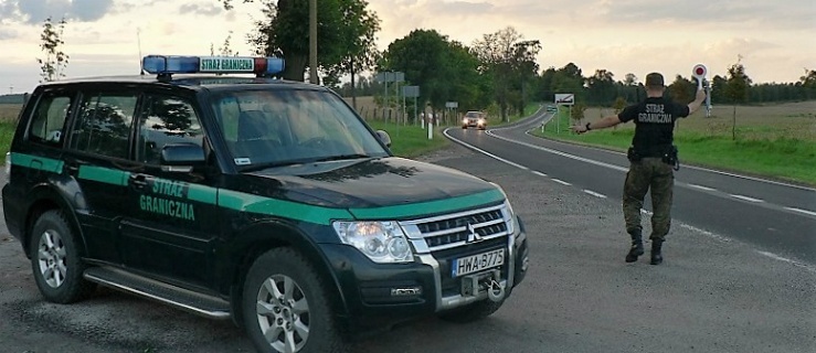 Pijani kierowcy i poszukiwany listem gończym 
