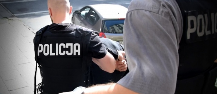 Elbląg. Odpowie za kradzież rozbójniczą w sklepie