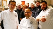 Całą noc gotowali bigos. Dzisiaj zapraszają na darmową degustację! (+ zdjęcia)