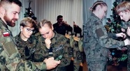 Uczniowie klas wojskowych poznają MSBS-5,56 Grot.