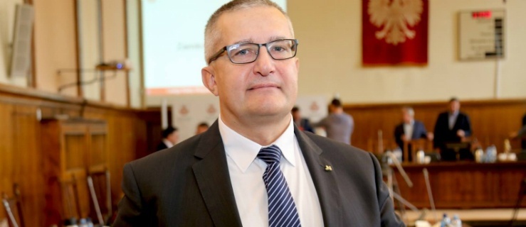 Elbląg. Radny o dewastacji placów zabaw 