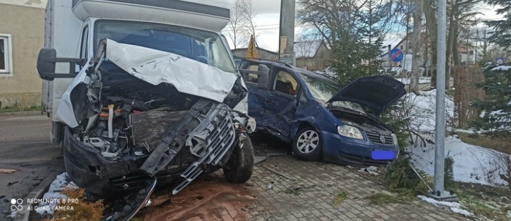 Zderzenie dwóch samochodów  