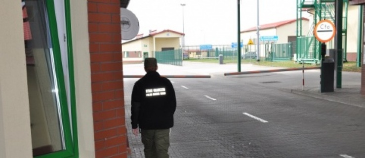 Pijany elblążanin wycieczkę zakończył na przejściu w Grzechotkach