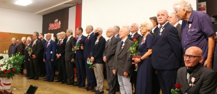 Elblążanie odznaczeni za opozycyjną działalność antykomunistyczną