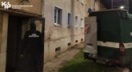 Elbląg. Nielegalne automaty do gier i narkotyki w prywatnym mieszkaniu