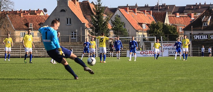 Stadion powstanie do sierpnia 2015? Komisarz przedłuża termin
