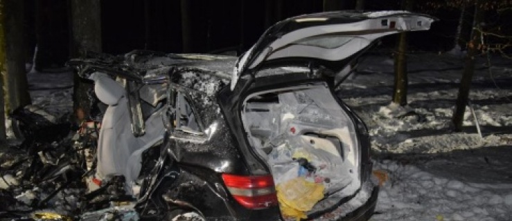 Tragiczny wypadek. Kierowca mercedesa nie żyje 