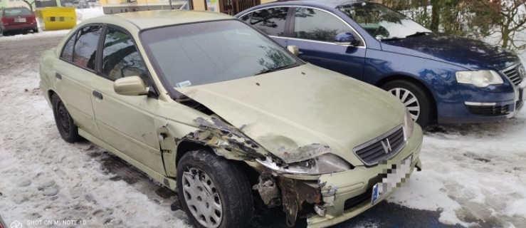 Elbląg: Uciekł po kolizji i ukrył auto na miejscu dla osoby niepełnosprawnej
