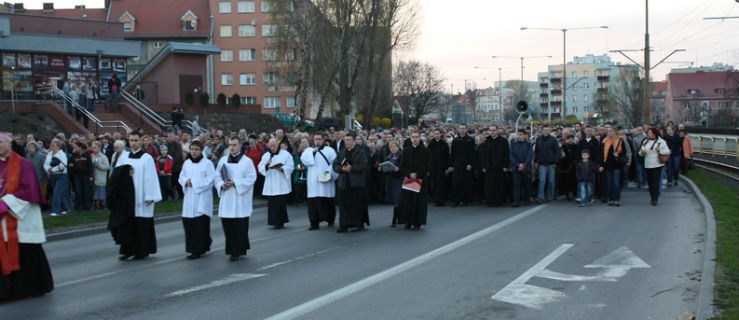 10 procesji przejdzie ulicami miasta. Gdzie mogą być utrudnienia w ruchu?