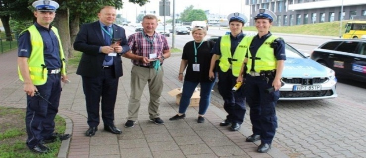 Akcja w Elblągu. Kierowcy dostawali ulotki