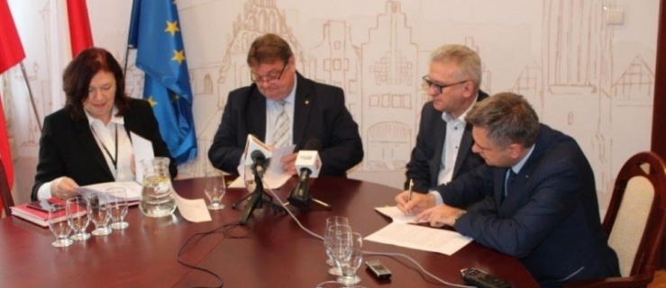 Dwie nowe hale zadaszą boiska sportowe przy szkołach w Elblągu