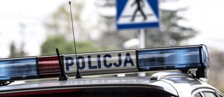 Elblążanin z kieszeniami wypchanymi narkotykami szedł jezdnią