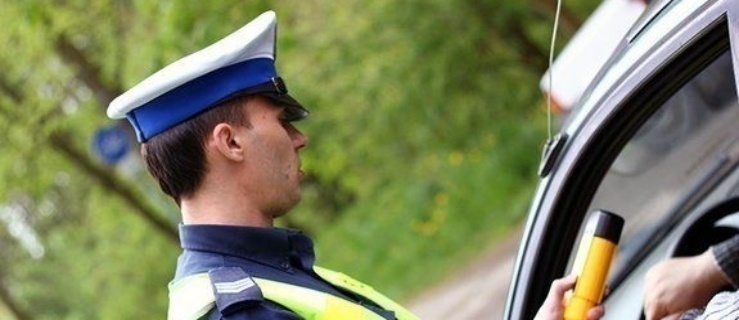 Twój samochód zatrzymali policjanci do kontroli? Musisz o tym wiedzieć