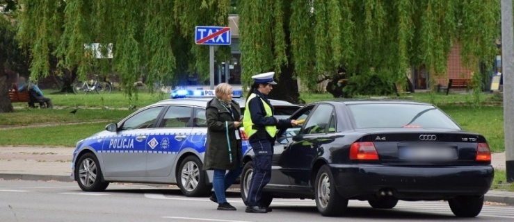 Badali trzeźwość kierowców i rozdawali ulotki