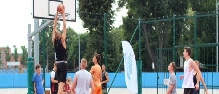 Turniej streetballa na Kalbarze