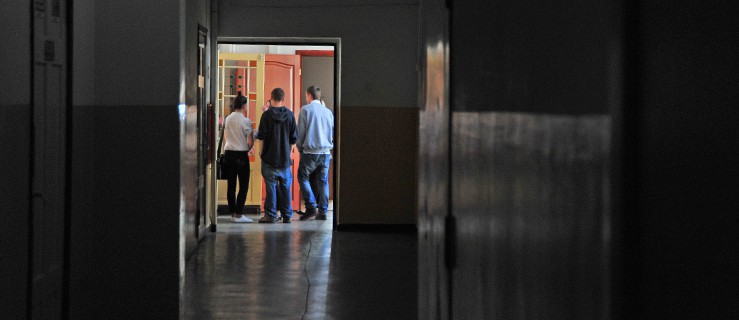 Pracownicy oświaty protestują. Mają dość ignorancji władz