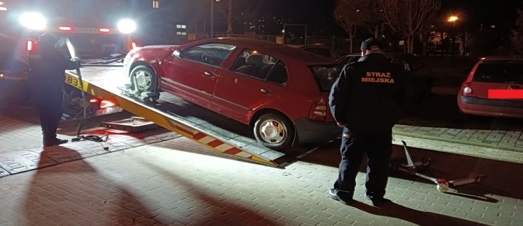 Straż Miejska w Elblągu podsumowuje rok. Podjęto 260 interwencji w sprawie „wraków”