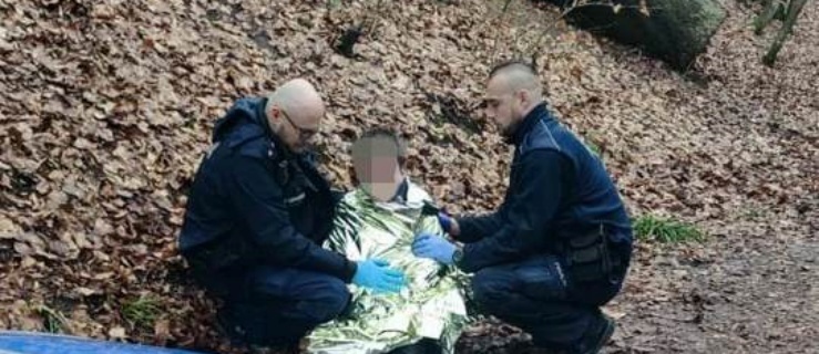 Wyszedł z domu w piżamie. Policjanci odnaleźli zaginionego mężczyznę