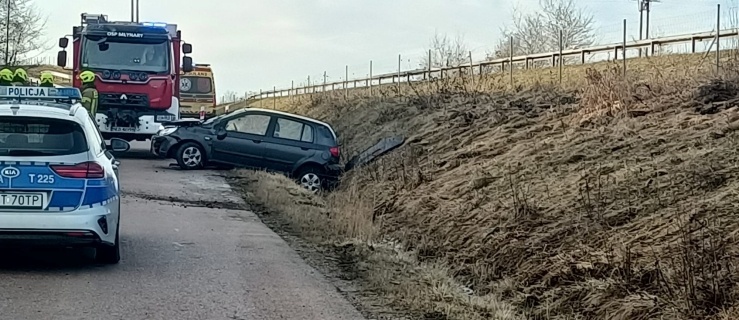 Uderzył w skarpę w miejscowości Karszewo
